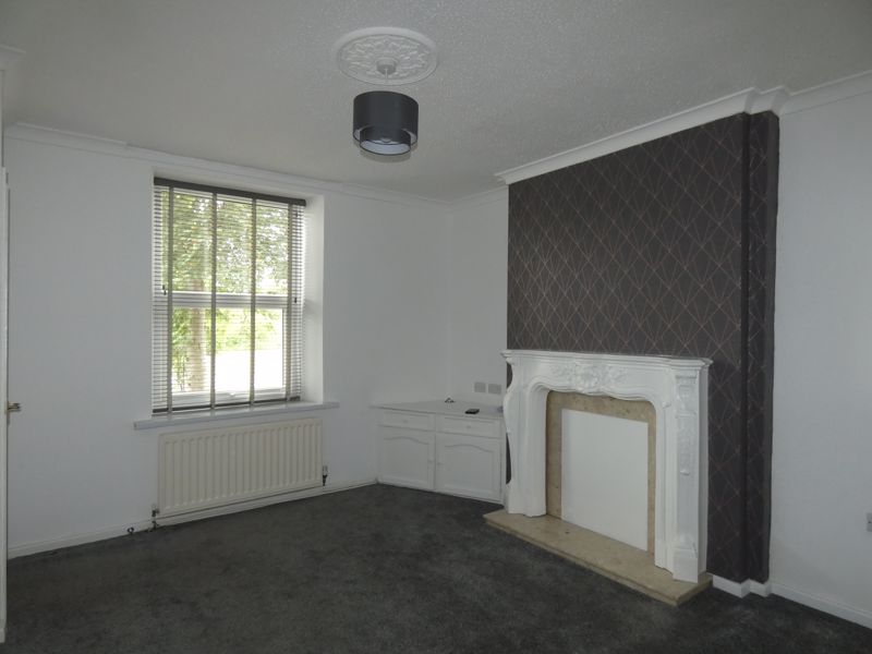 Lounge- click for photo gallery